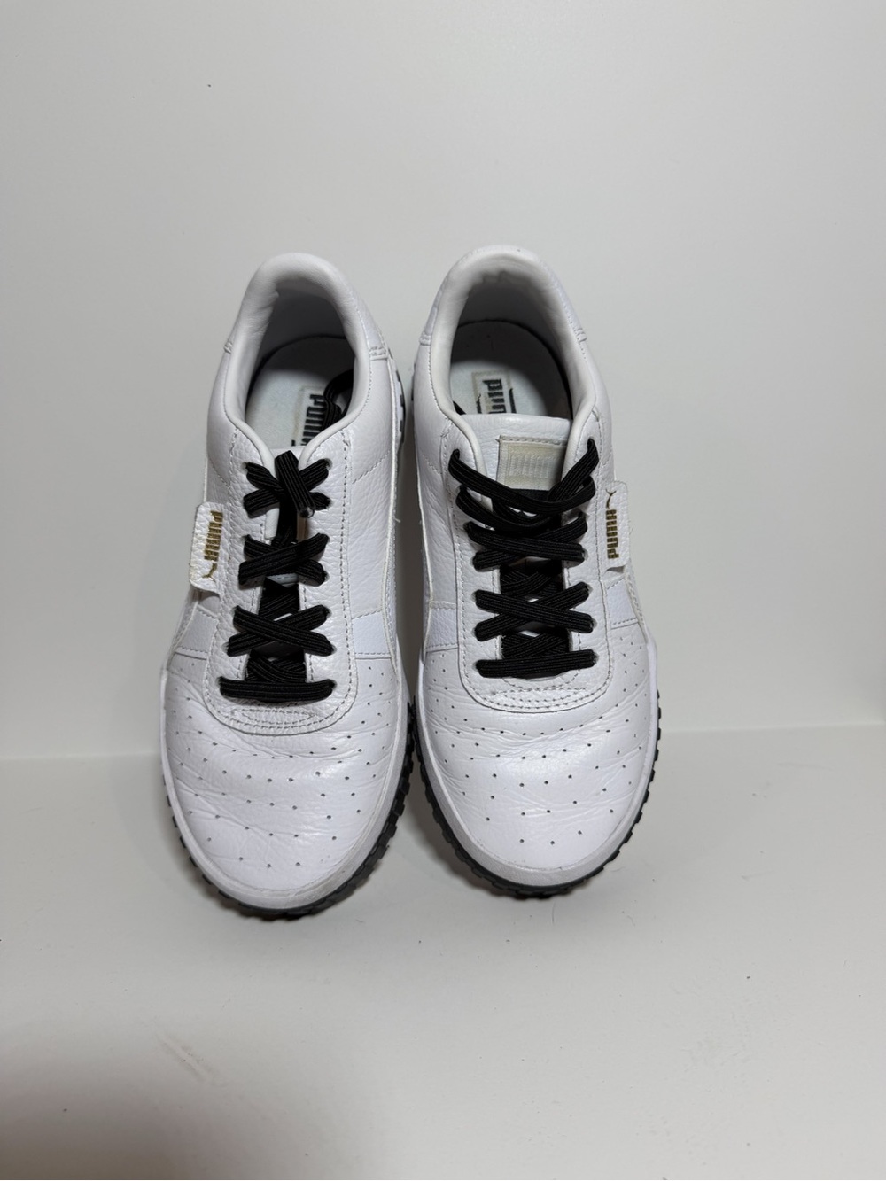 PUMA Women's White Black Low Top Lace-Up Leather Athletic Sneaker 5.5 women - Picture 3 of 4